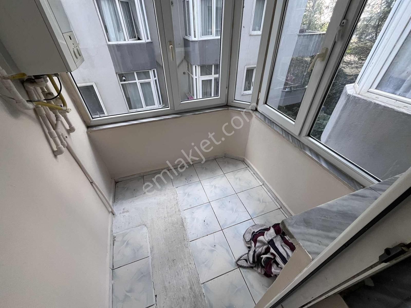 Maltepe Zümrütevlerde Palmiye Sitesi İçerisinde 3+1 Temiz 2. Kat - Görsel 30