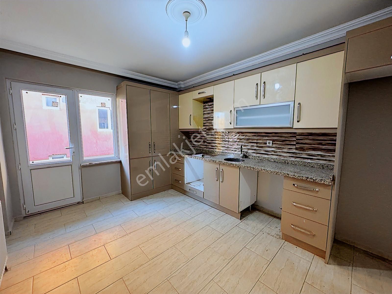 Çorlu Kazimiye Mahallesi 3+1 Masrafsız Kiralık Daire - Görsel 19