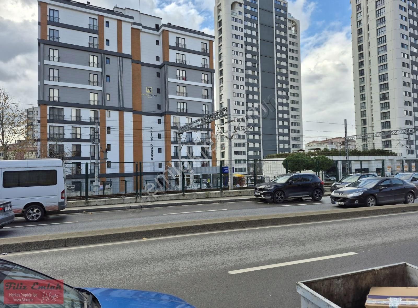 Tabela Değeri Çok Yüksek ; Minibüs ; Marmaray Ve Tekel Cad(acil)