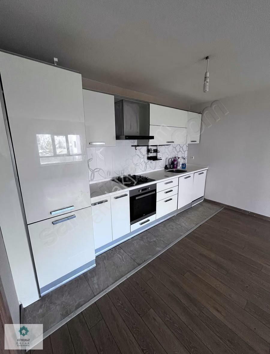 Keykubat'tan Bakyapıda 2+1 Arakat Eşyasız Kiralık Daire