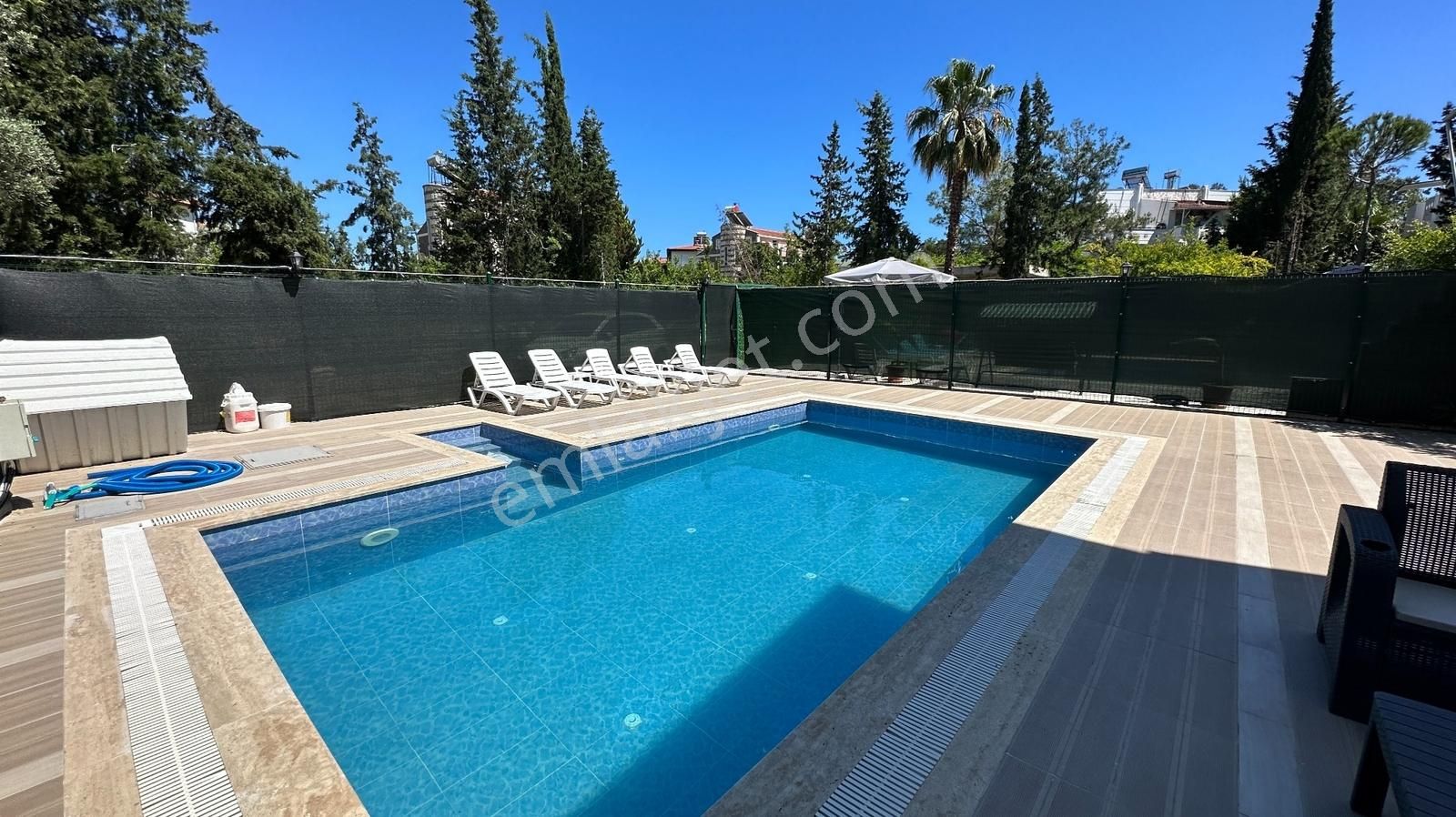 5+1 Müstakil Havuzlu Villa Kendine Ait Havuz,bahçe Ve Araç Parkı - Görsel 2