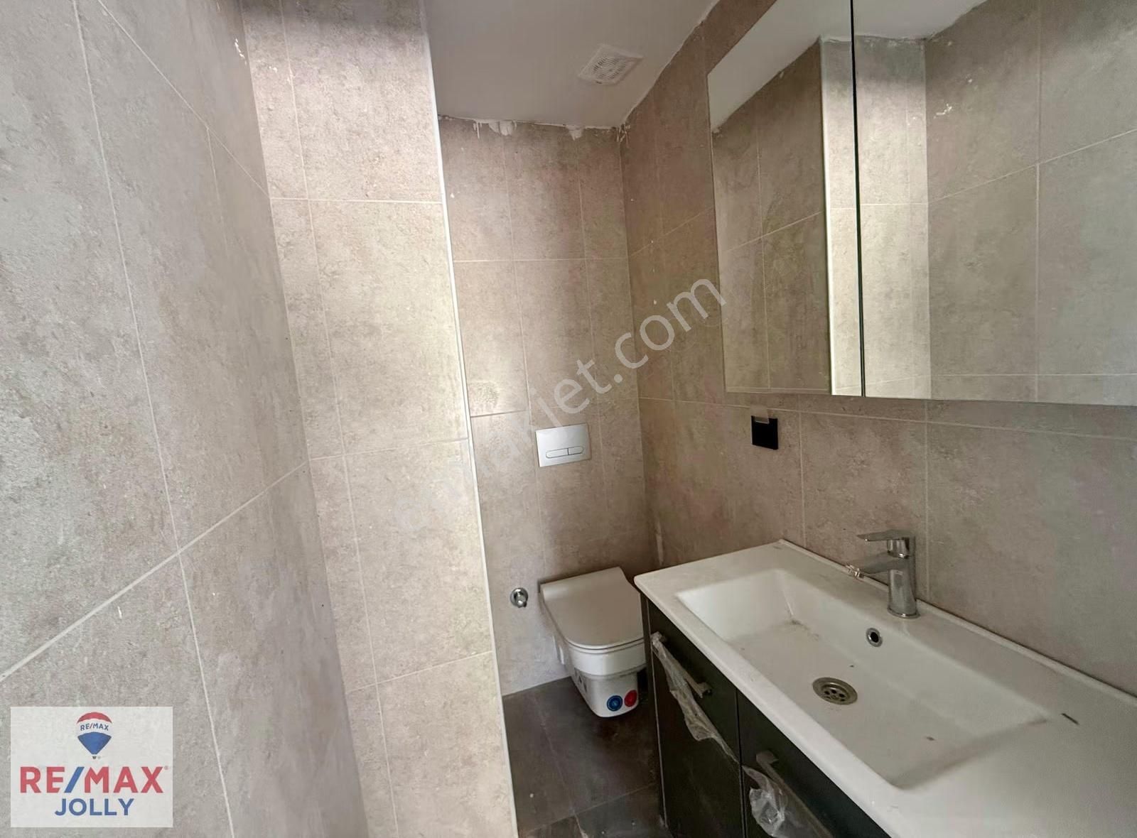 Manavkuyu Mahallesi İşlek Lokasyonda Kiralık Dükkan - Görsel 4