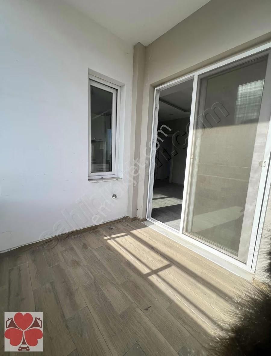 Yonca'dan Çiftlikköy Tıp Fakültesi Civarı 3 Cepheli Satılık 1+1 - Görsel 7