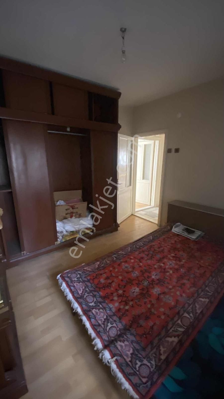 Efeler Cumhuriyet Mahallesinde Geniş 3+1 Daire - Görsel 4