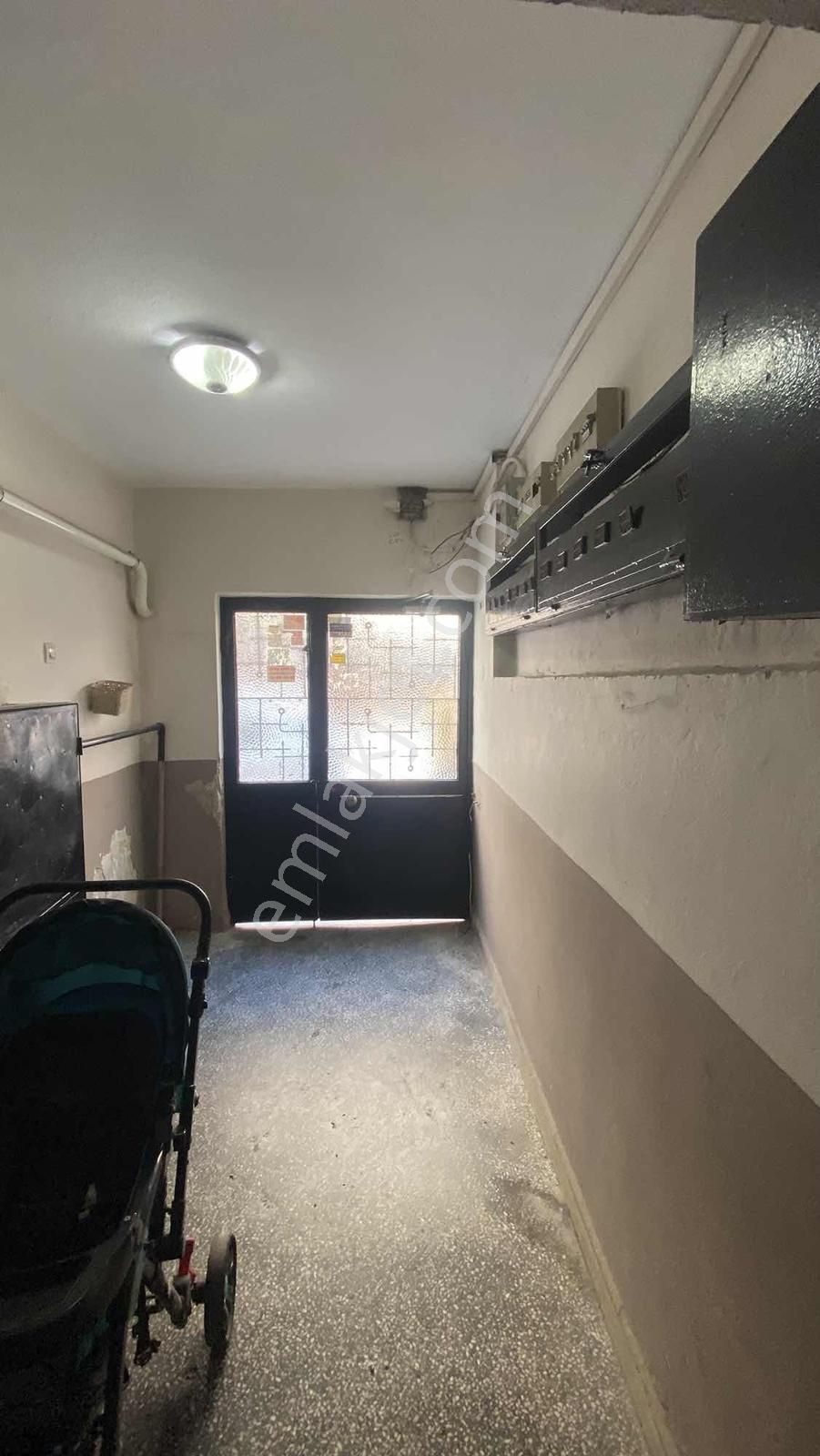 Efeler Cumhuriyet Mahallesinde Geniş 3+1 Daire - Görsel 29