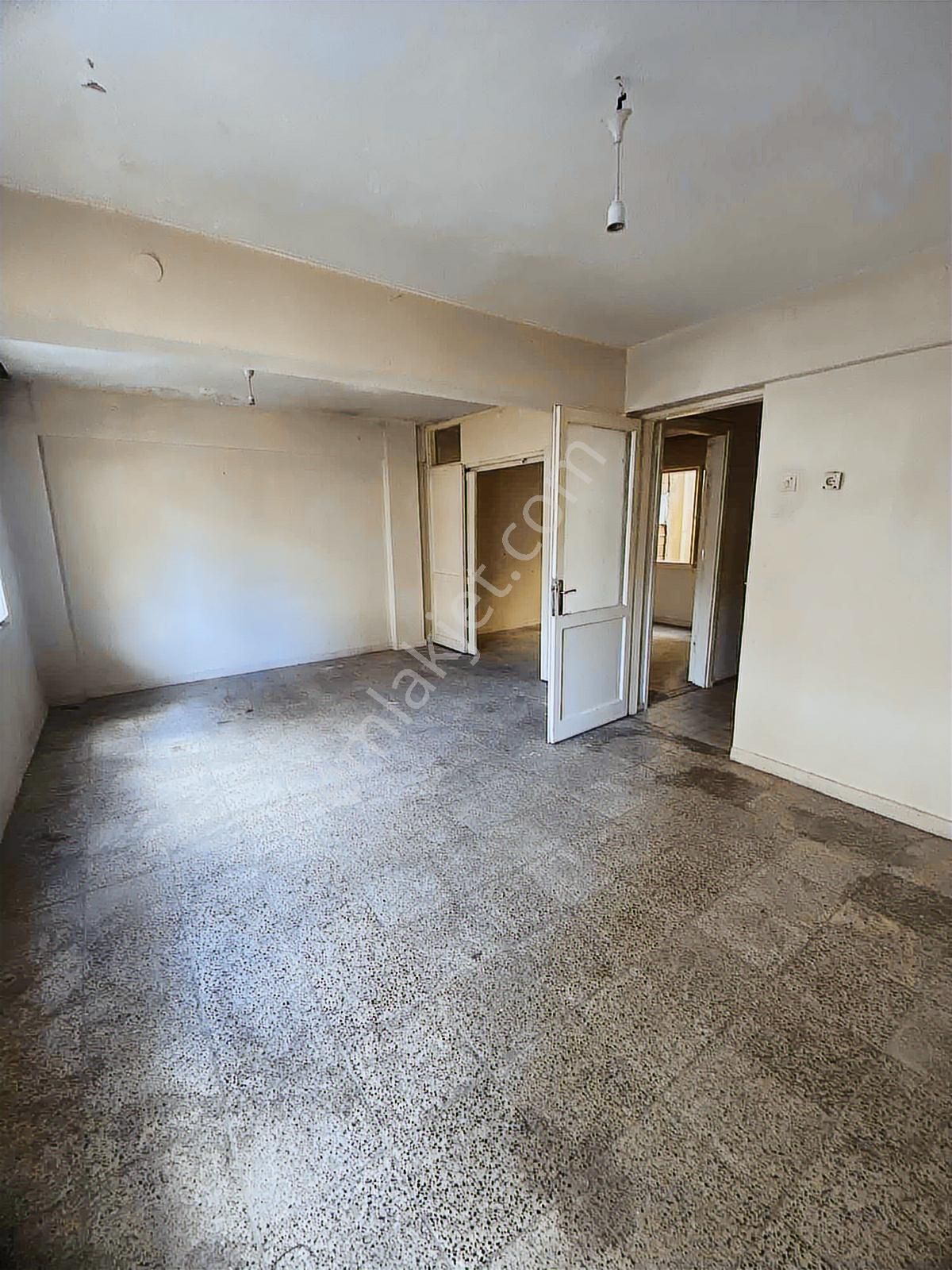 Divaland Gayrimenkulden Cumhuriyet Mahallesinde Satılık 3+1 - Görsel 7