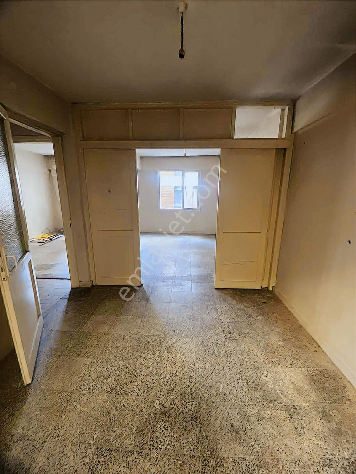 Divaland Gayrimenkulden Cumhuriyet Mahallesinde Satılık 3+1 - Görsel 8