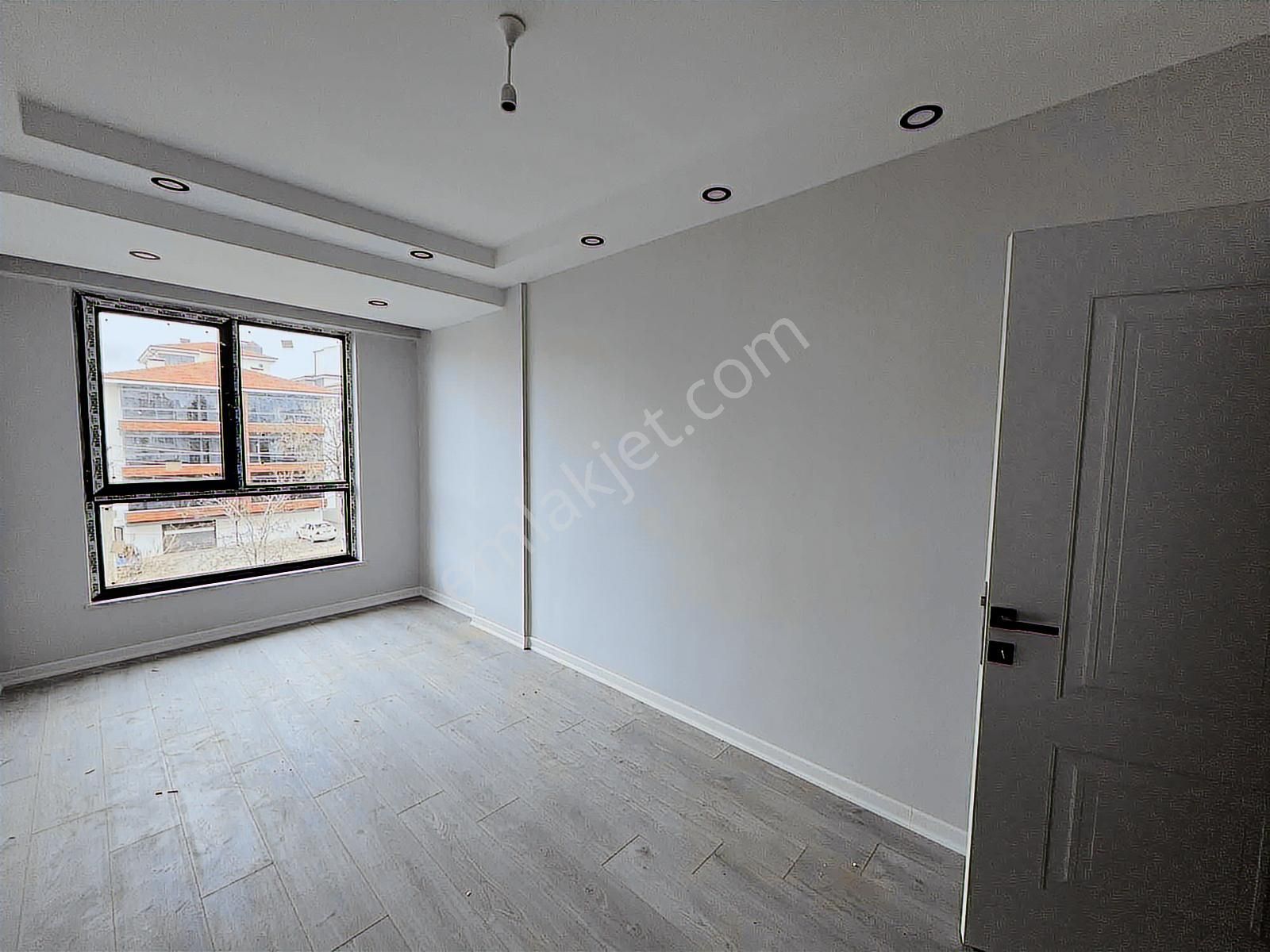 Eker'den Fırsat Candanel Bulvarı Yakını Sıfır 80 M² 2+0 Daire - Görsel 15