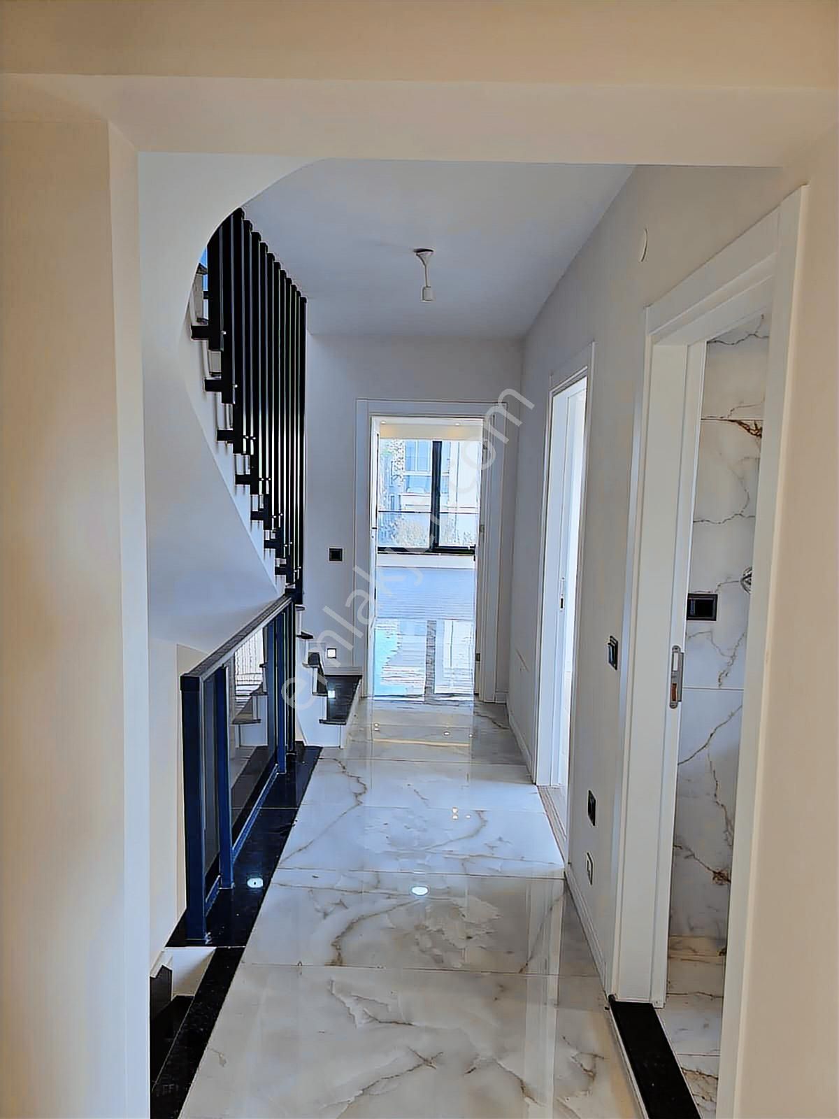 Sakarya Serdivan Avm'ye Komşu 4+1 Lüks Villa - Görsel 29