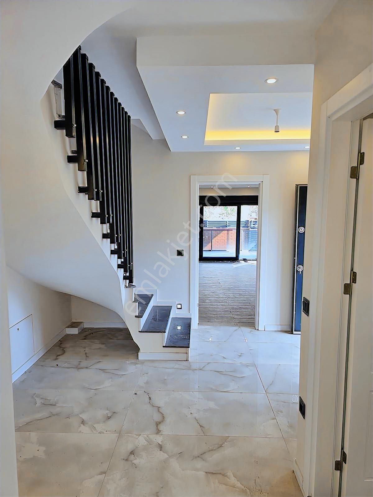 Sakarya Serdivan Avm'ye Komşu 4+1 Lüks Villa - Görsel 22