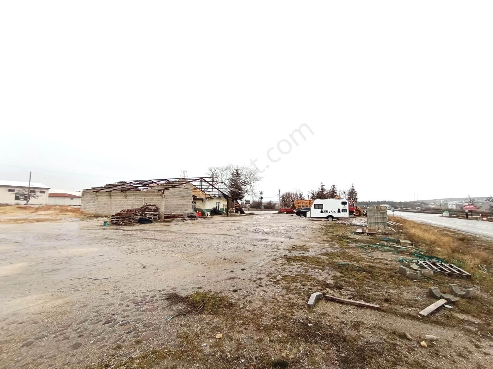 Hatunsarayda 2.084 Metre Arsa Üzerinde Kurulu İşyeri - Görsel 9