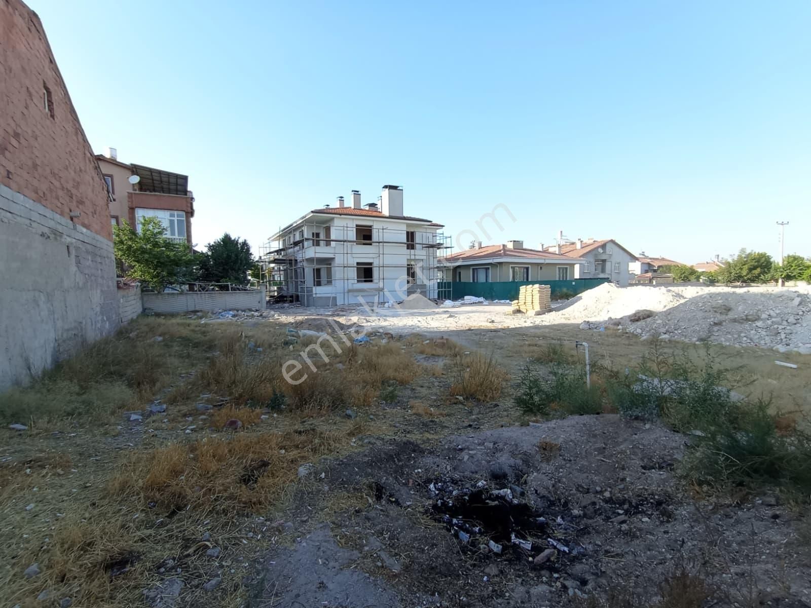 Alakovada Cadde Cepheli Arsa