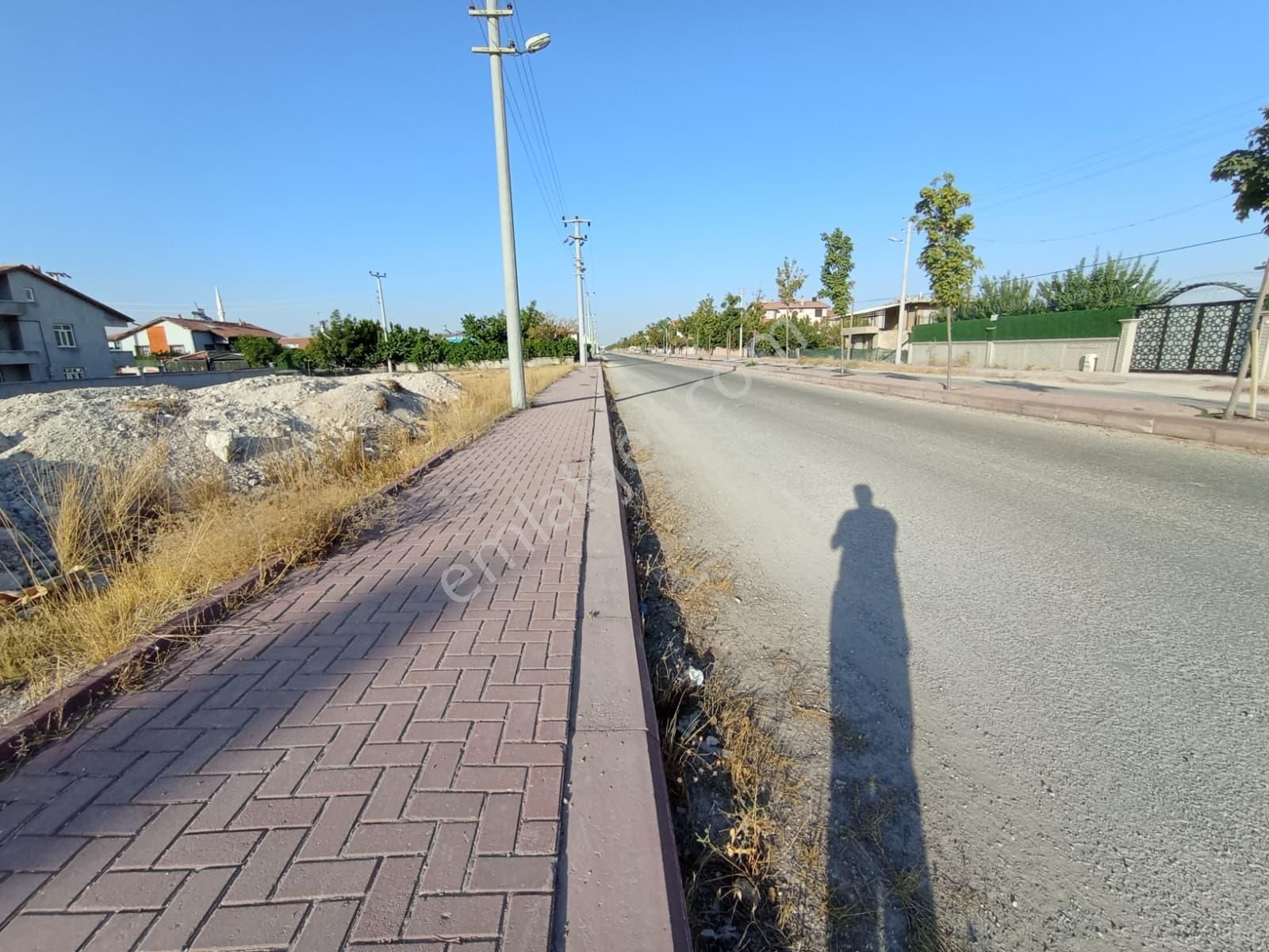 Alakovada Cadde Cepheli Arsa - Görsel 2