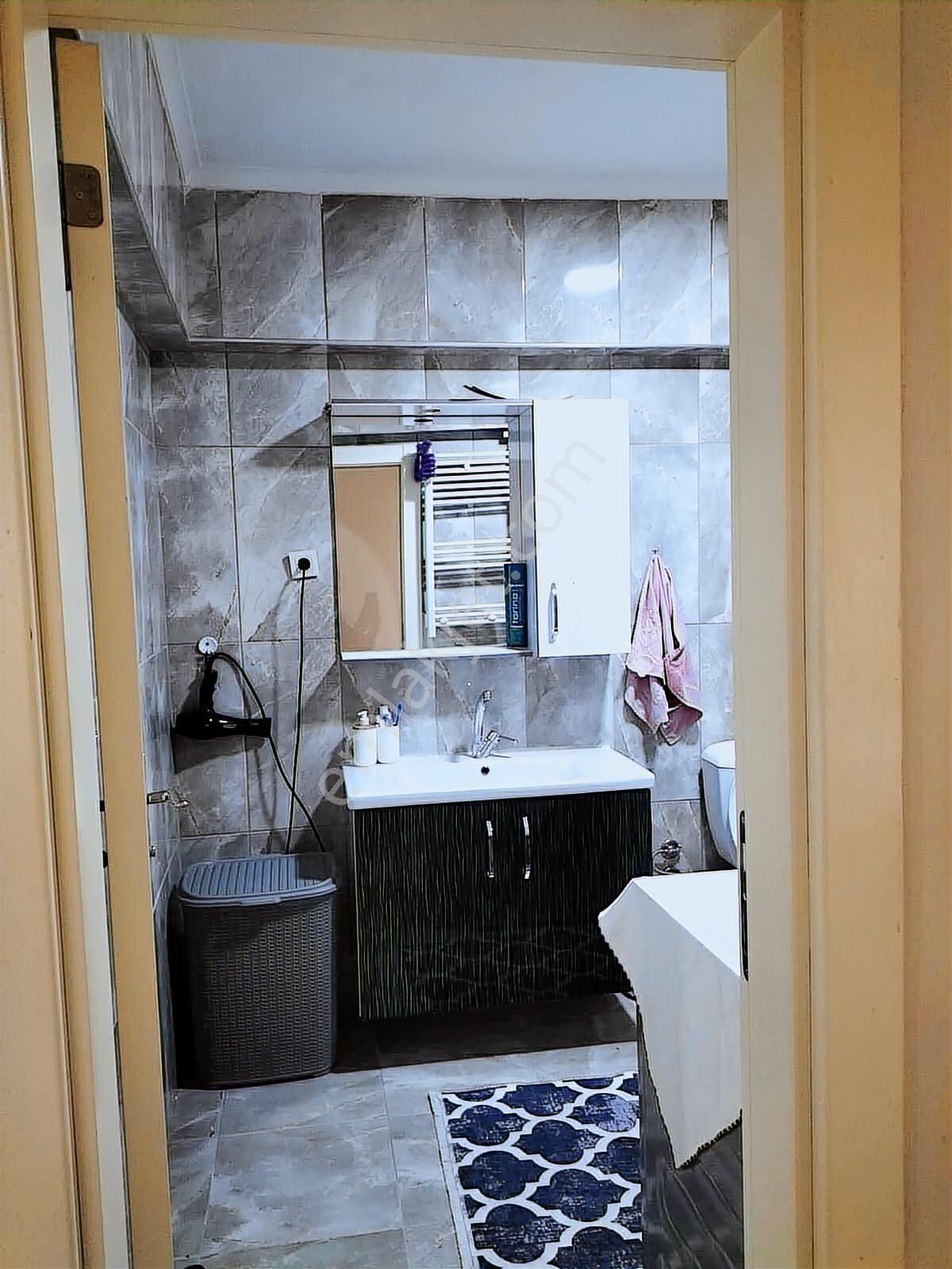 Serhat 100 Evlerde Metroya Yakın, Bakımlı 3+1 Fırsat Daire - Görsel 22