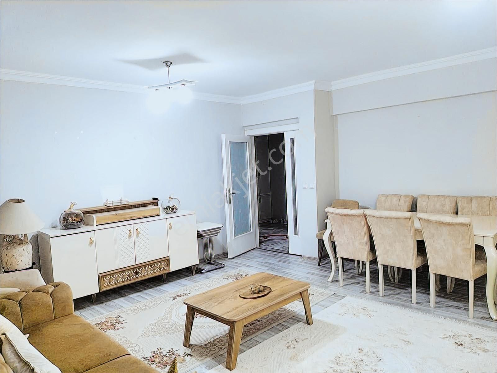 Serhat 100 Evlerde Metroya Yakın, Bakımlı 3+1 Fırsat Daire - Görsel 23