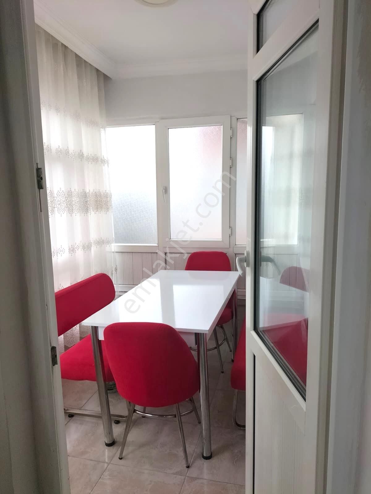 Serhat 100 Evlerde Metroya Yakın, Bakımlı 3+1 Fırsat Daire - Görsel 16