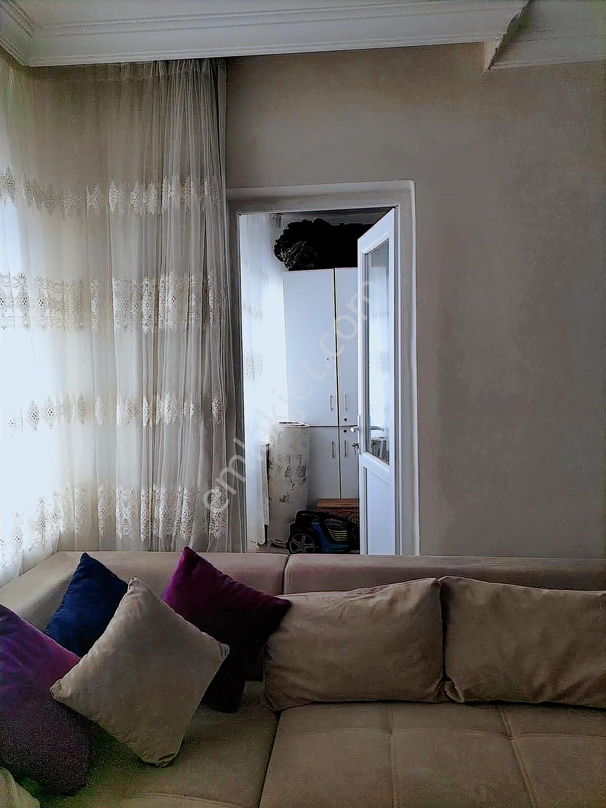 Serhat 100 Evlerde Metroya Yakın, Bakımlı 3+1 Fırsat Daire - Görsel 5