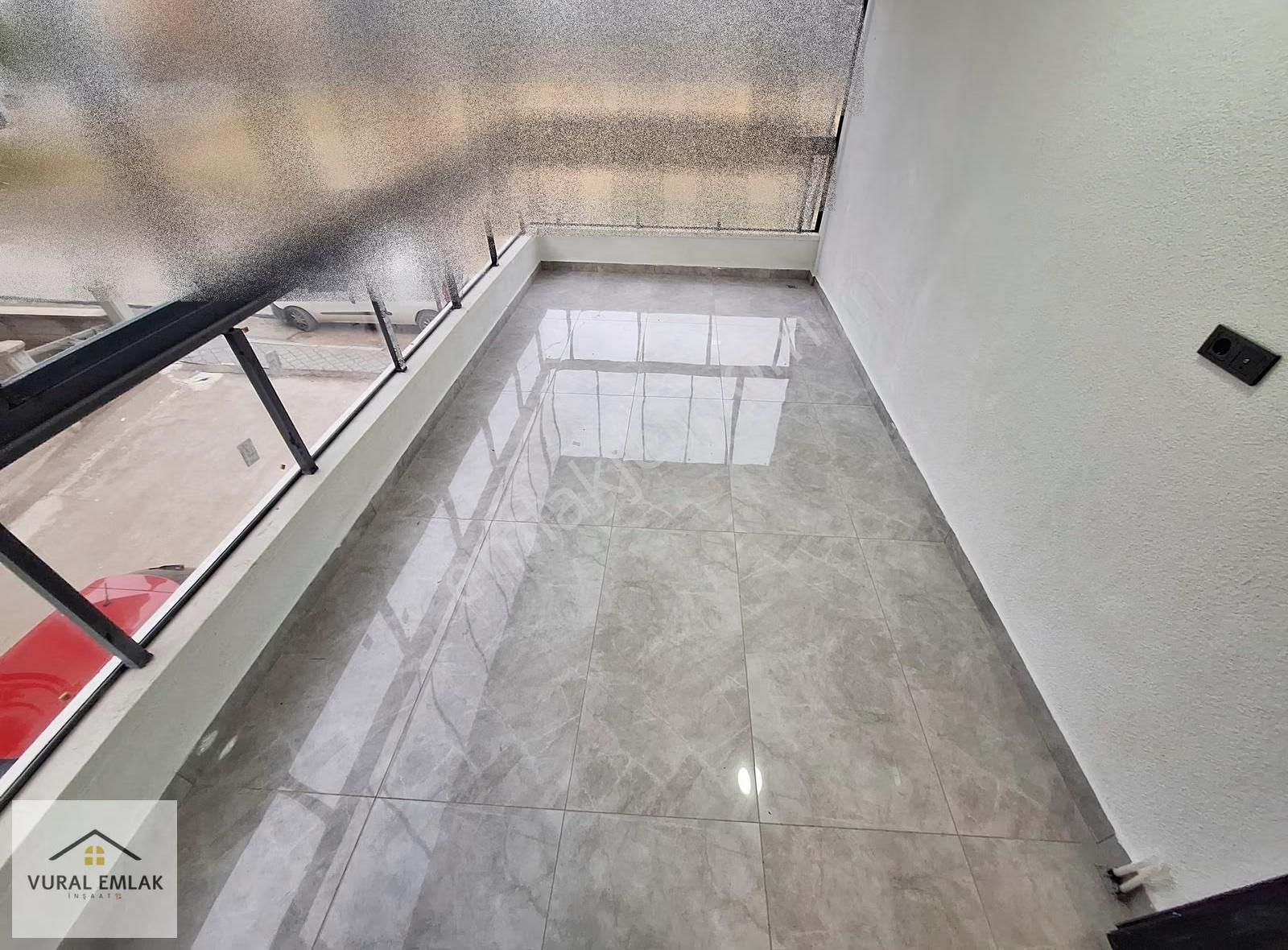 Vural'dan Yenikent'de Merkezi Güzergahta 4+1 İskanlı 170m2 Acill - Görsel 12