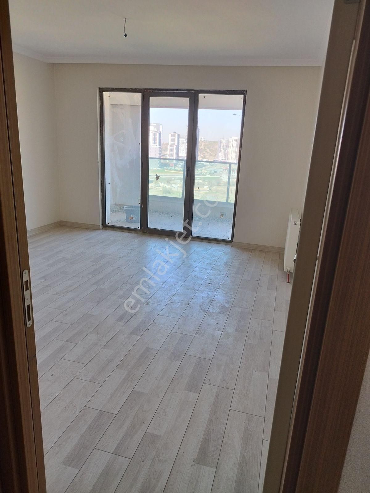Realty Gate Gayri Menkulden Ovacık'ta Kiralık 4+1 Site Dairesi - Görsel 18