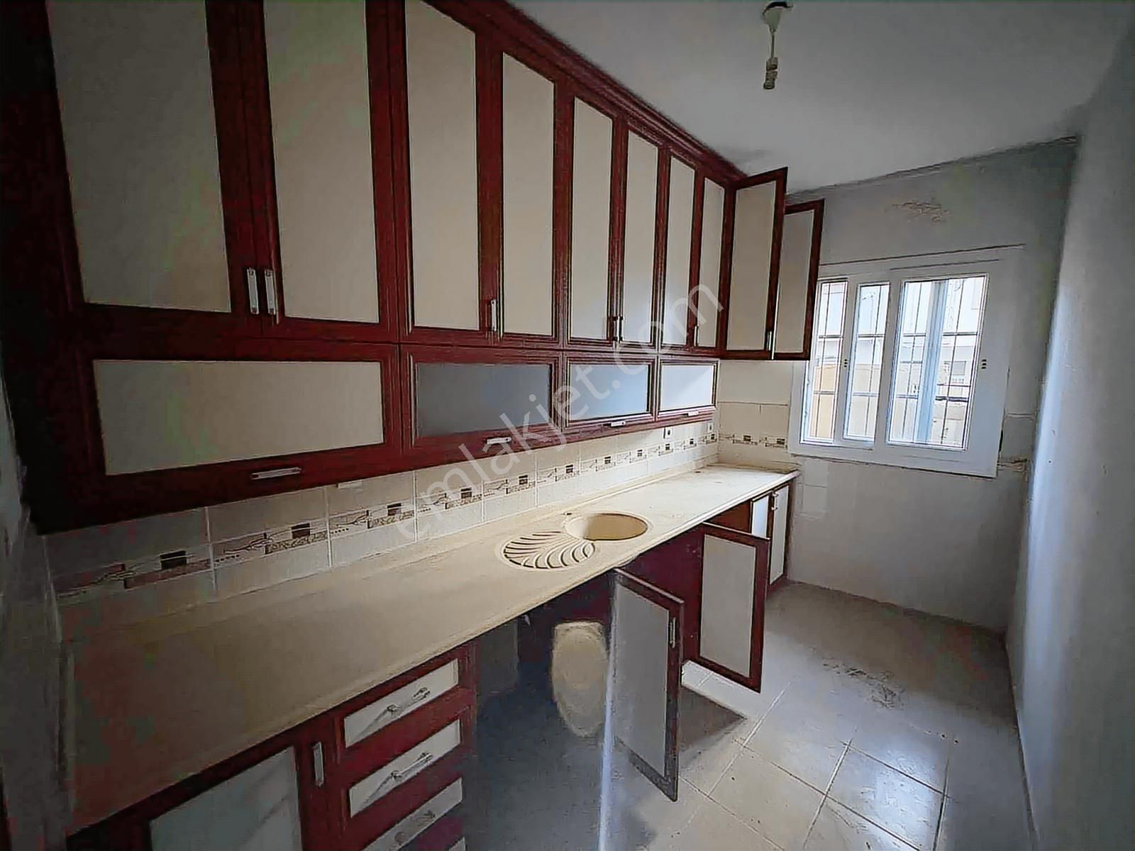 Adana Yüreğir Karacaoğlan Mah. 2 Katlı Müstakil Ev - Görsel 11