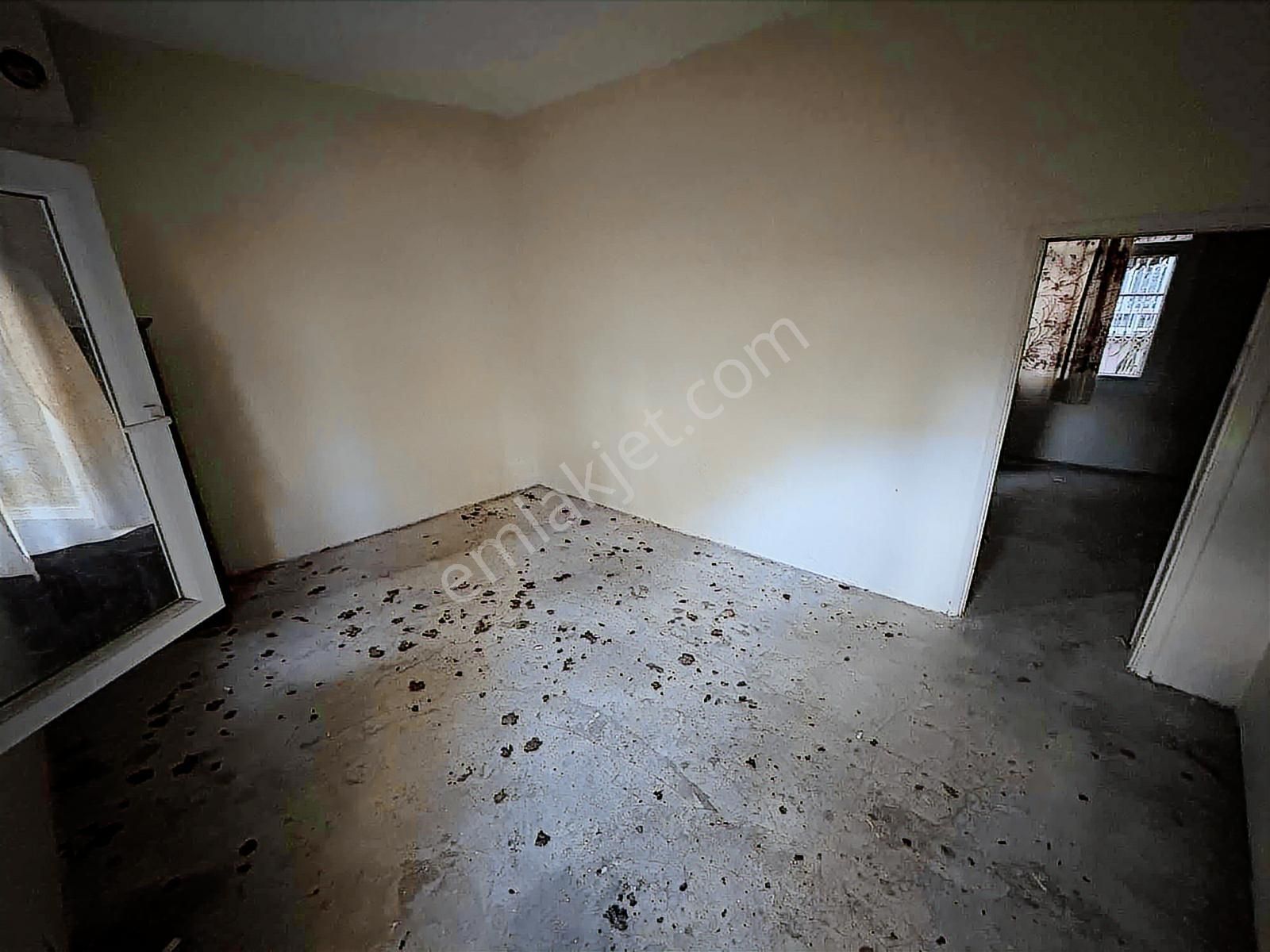 Adana Yüreğir Karacaoğlan Mah. 2 Katlı Müstakil Ev - Görsel 5