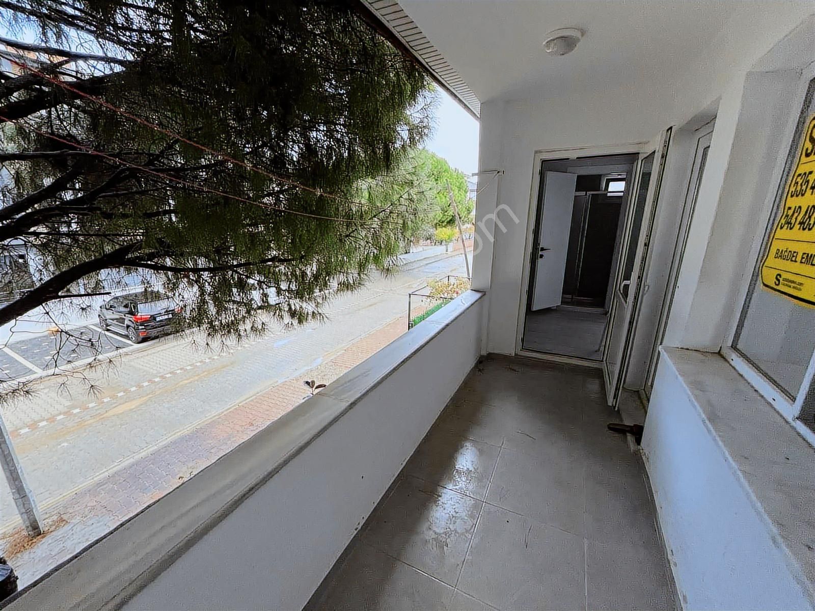Gömeç Kemalpaşa Hastane Ve Okul Sokağında Kiralık 2+1 Daire - Görsel 17