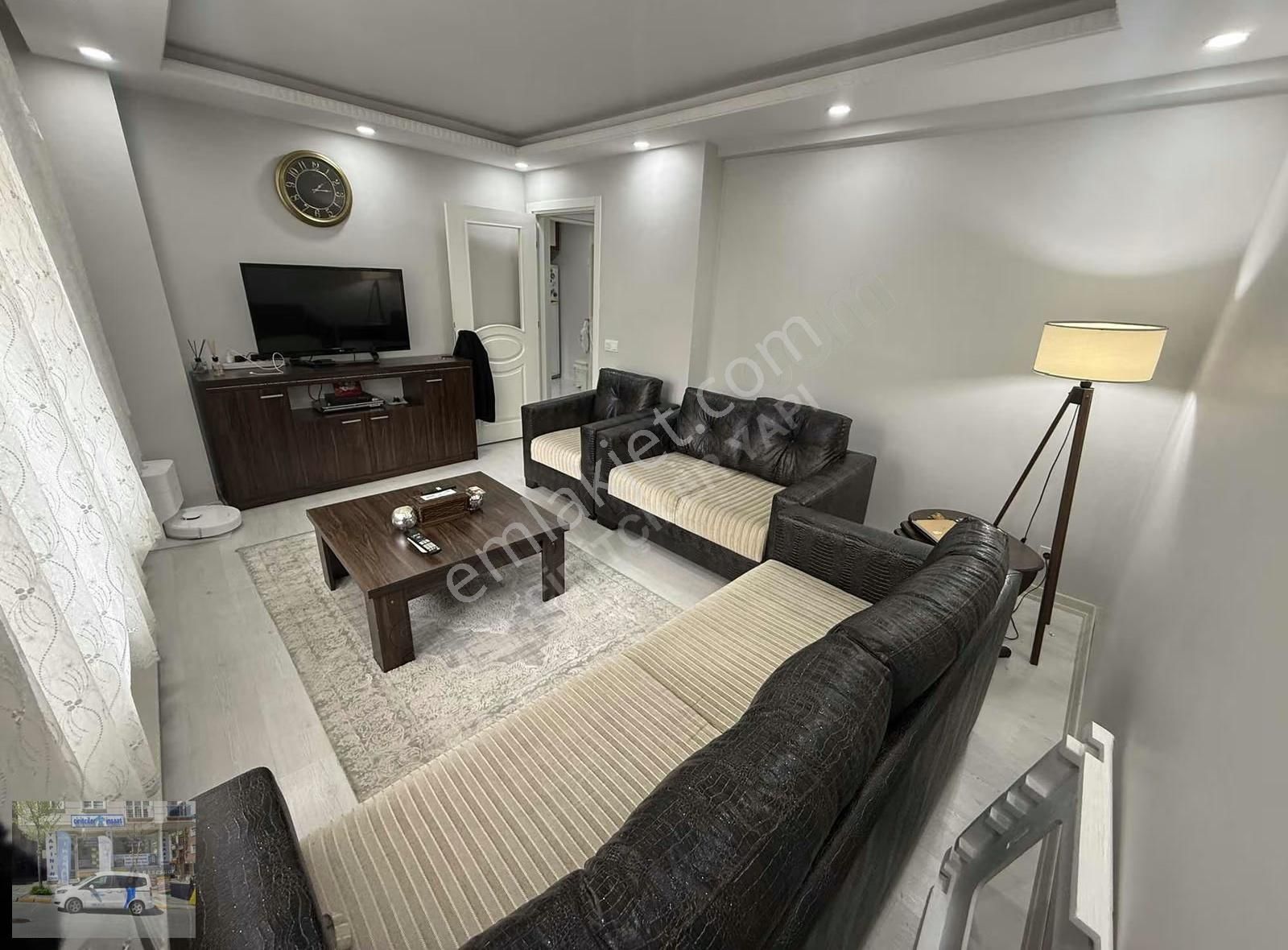 Ufuk Caddesi Dibinde Metrobüse 10 Dk Mesafede Lüx 3+1 Daire - Görsel 4