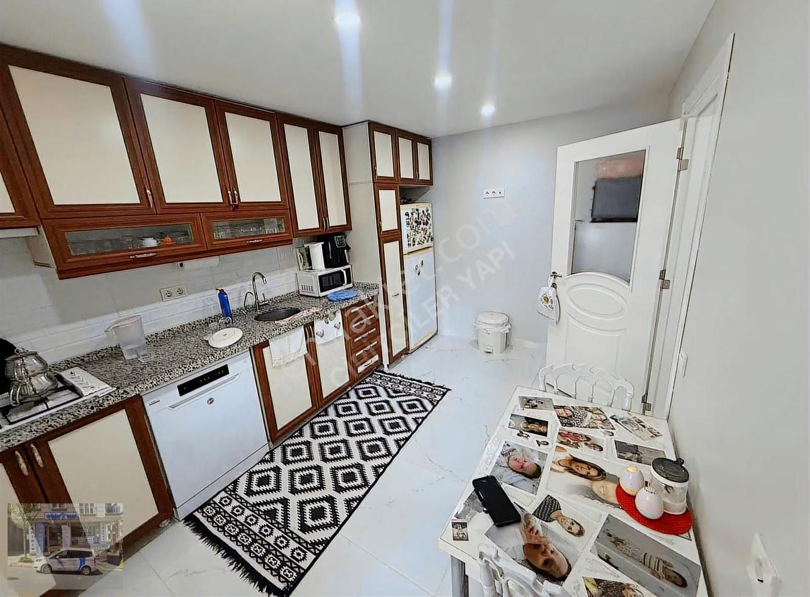 Ufuk Caddesi Dibinde Metrobüse 10 Dk Mesafede Lüx 3+1 Daire - Görsel 23