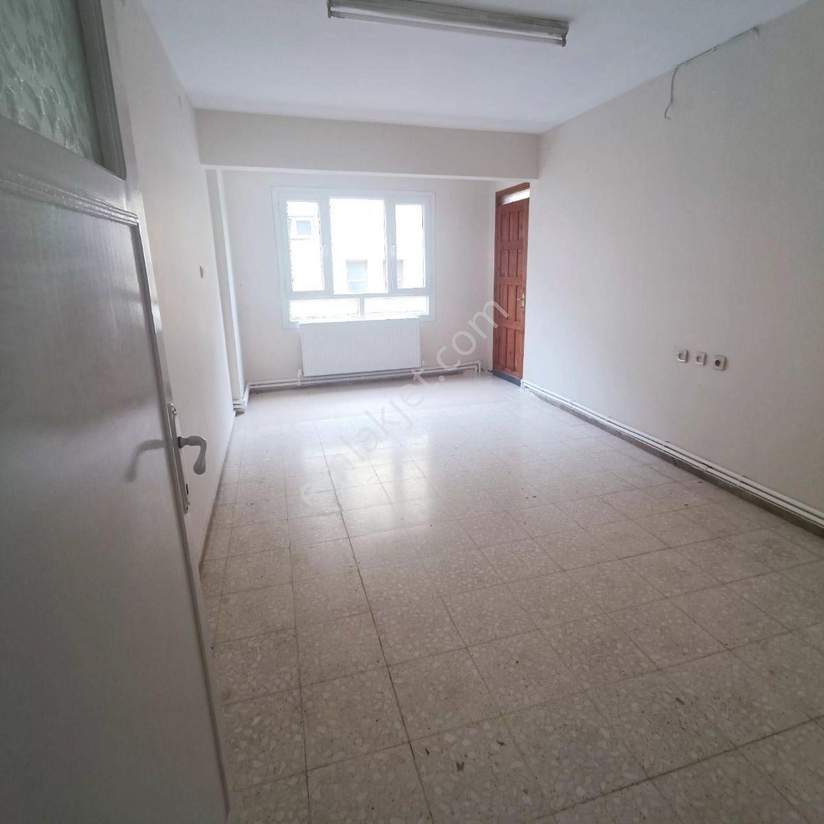 Anadolu Gayrmenkulden Şaban Ata Okulu Yanında 3+1 Kiralık Daire - Görsel 9