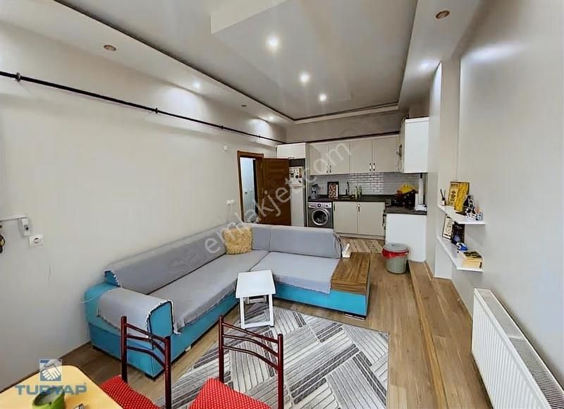 Çanakkale Biga Cumhuriyet Mah. 1+1 Satılık Daire