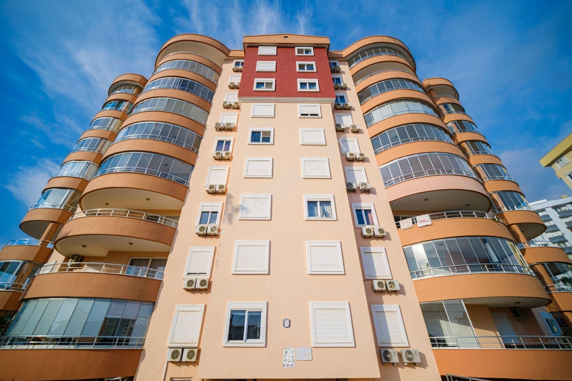 Alanya Tosmur’da Kale & Deniz Manzaralı Eşyalı 2+1 Satılık Daire - Görsel 18