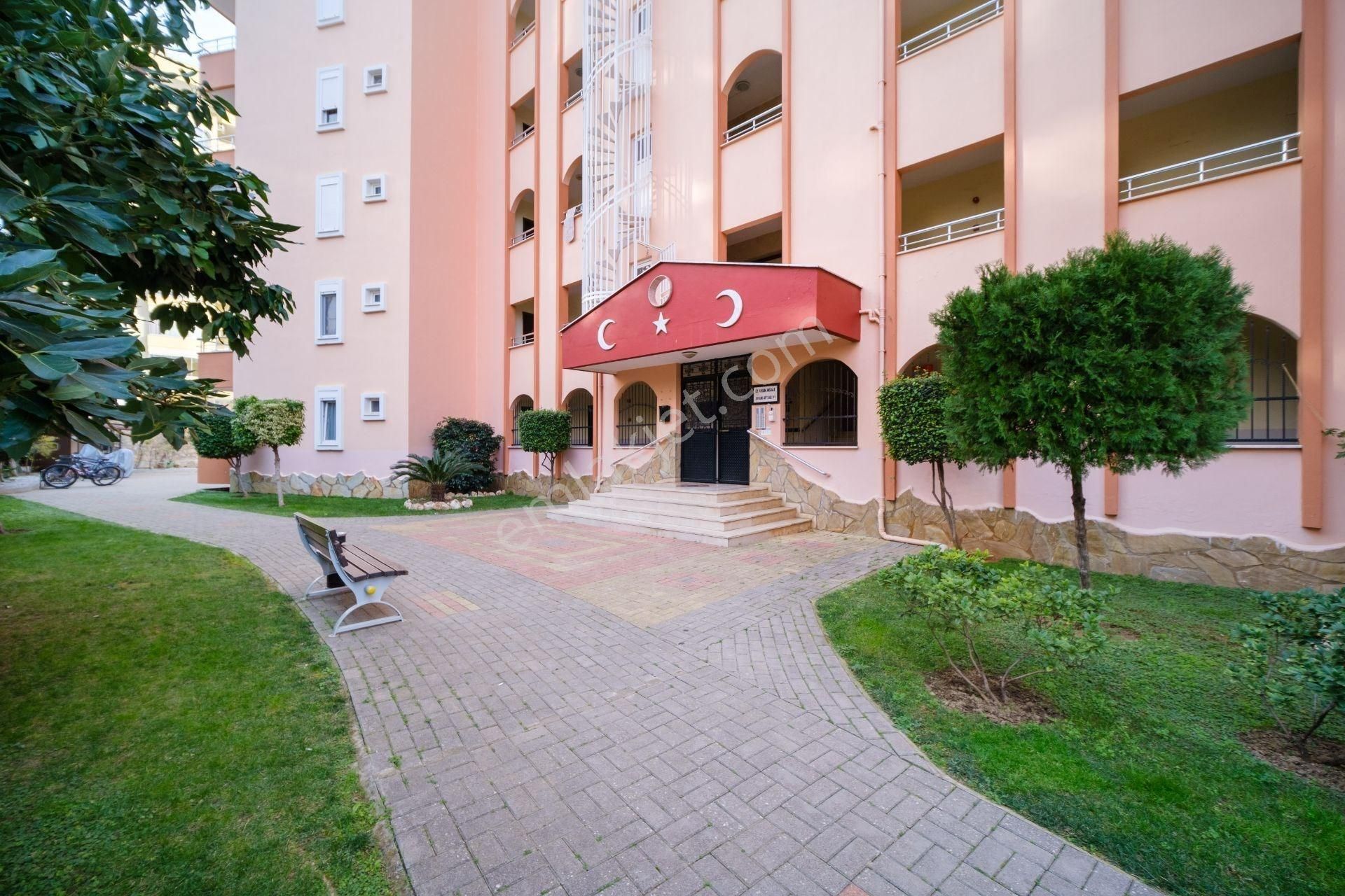 Alanya Tosmur’da Kale & Deniz Manzaralı Eşyalı 2+1 Satılık Daire - Görsel 16