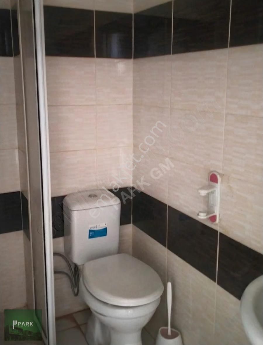 Park Gayrimenkul'den Eczacılık Fakültesi Yakını Kiralık 1+1 - Görsel 9