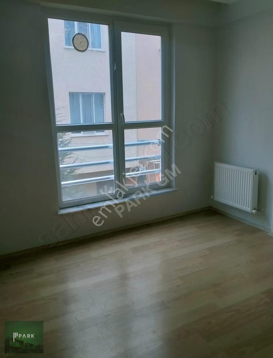 Park Gayrimenkul'den Eczacılık Fakültesi Yakını Kiralık 1+1 - Görsel 3