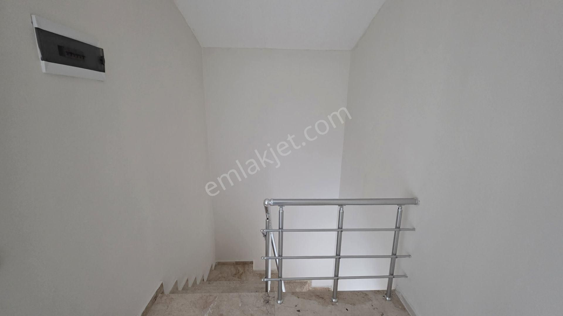Alanya Tosmur 2+1 Penthouse Denize Yakın İnanılmaz Muhteşem Yatırım Fırsatı - Görsel 23