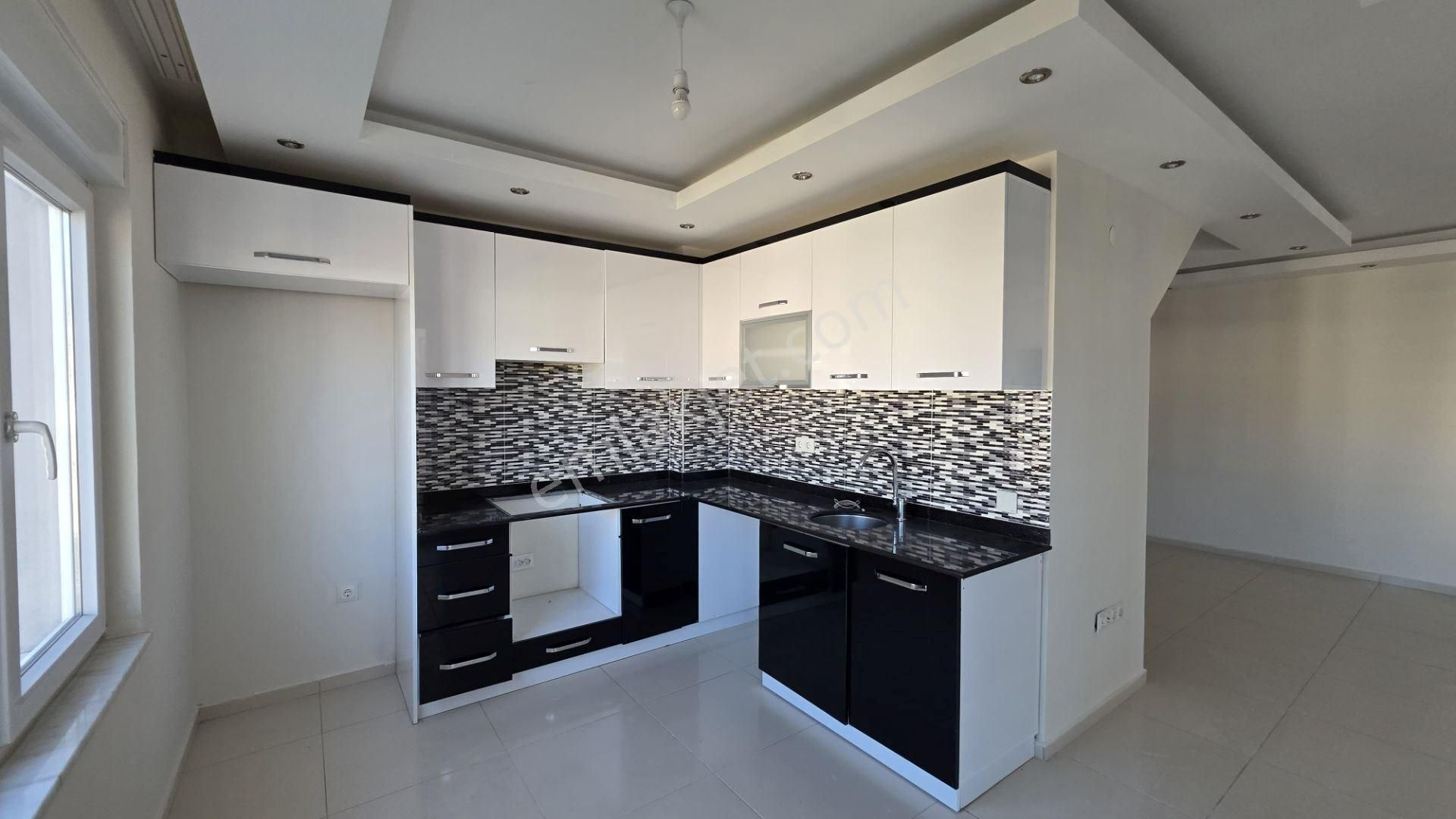 Alanya Tosmur 2+1 Penthouse Denize Yakın İnanılmaz Muhteşem Yatırım Fırsatı - Görsel 17