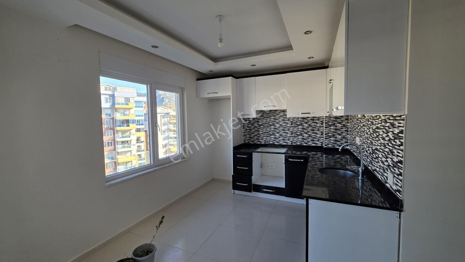 Alanya Tosmur 2+1 Penthouse Denize Yakın İnanılmaz Muhteşem Yatırım Fırsatı - Görsel 18