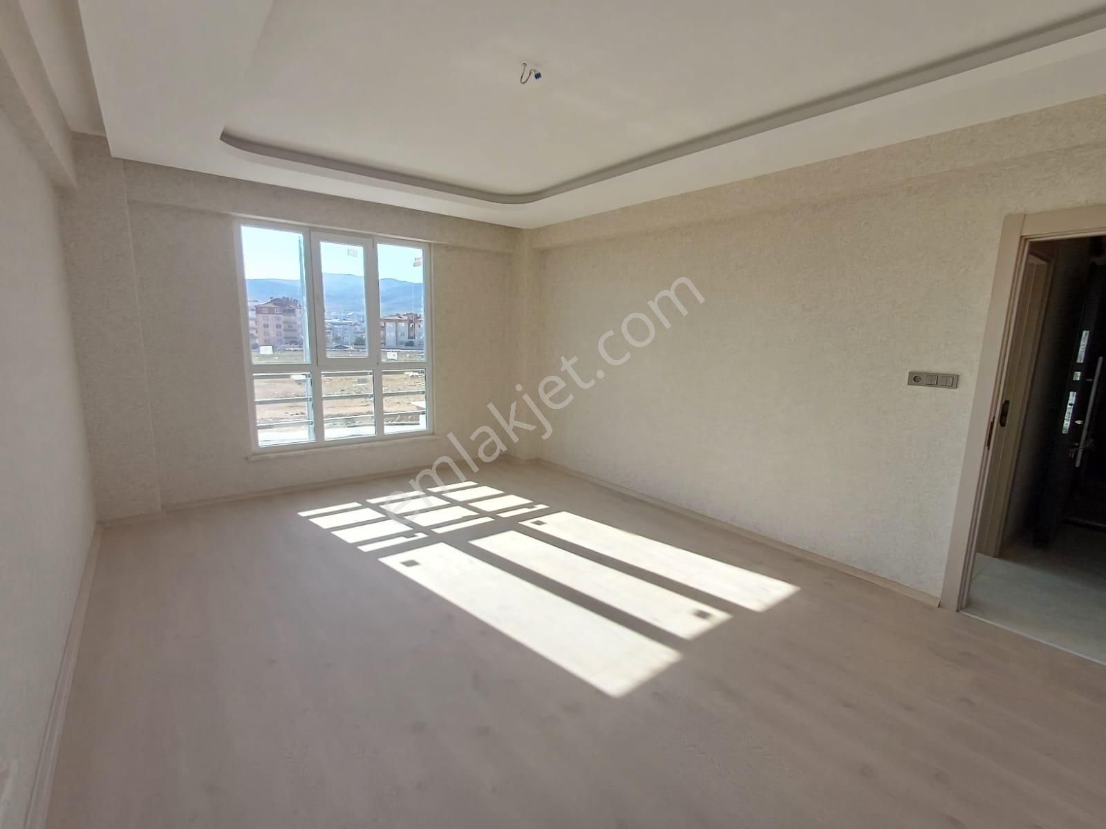 Emrah Çiftci'den Selçuklu Yazır Mah.kanyon Park Civarı Satılık 2+1 Sıfır Lüks Daireler - Görsel 6