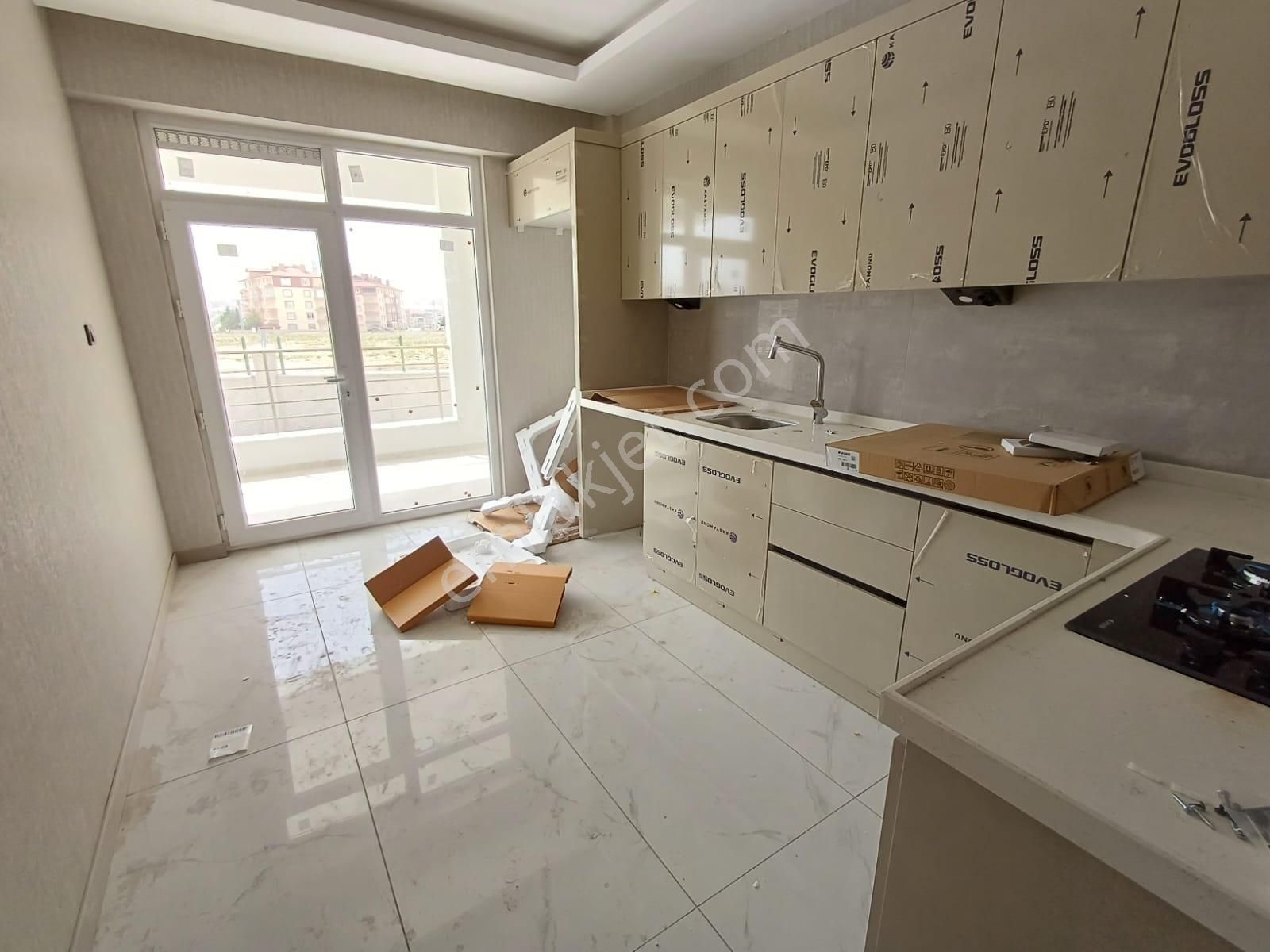 Emrah Çiftci'den Selçuklu Yazır Mah.kanyon Park Civarı Satılık 2+1 Sıfır Lüks Daireler - Görsel 9