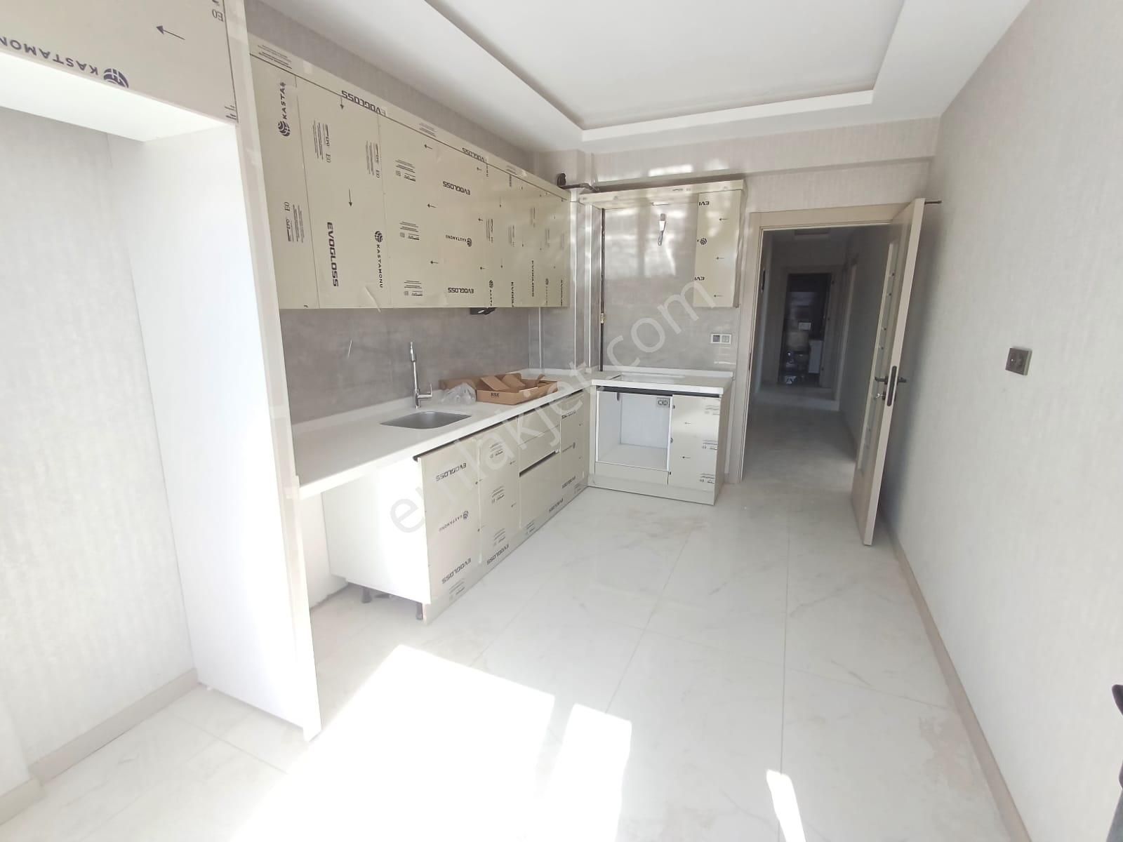 Emrah Çiftci'den Selçuklu Yazır Mah.kanyon Park Civarı Satılık 2+1 Sıfır Lüks Daireler - Görsel 16