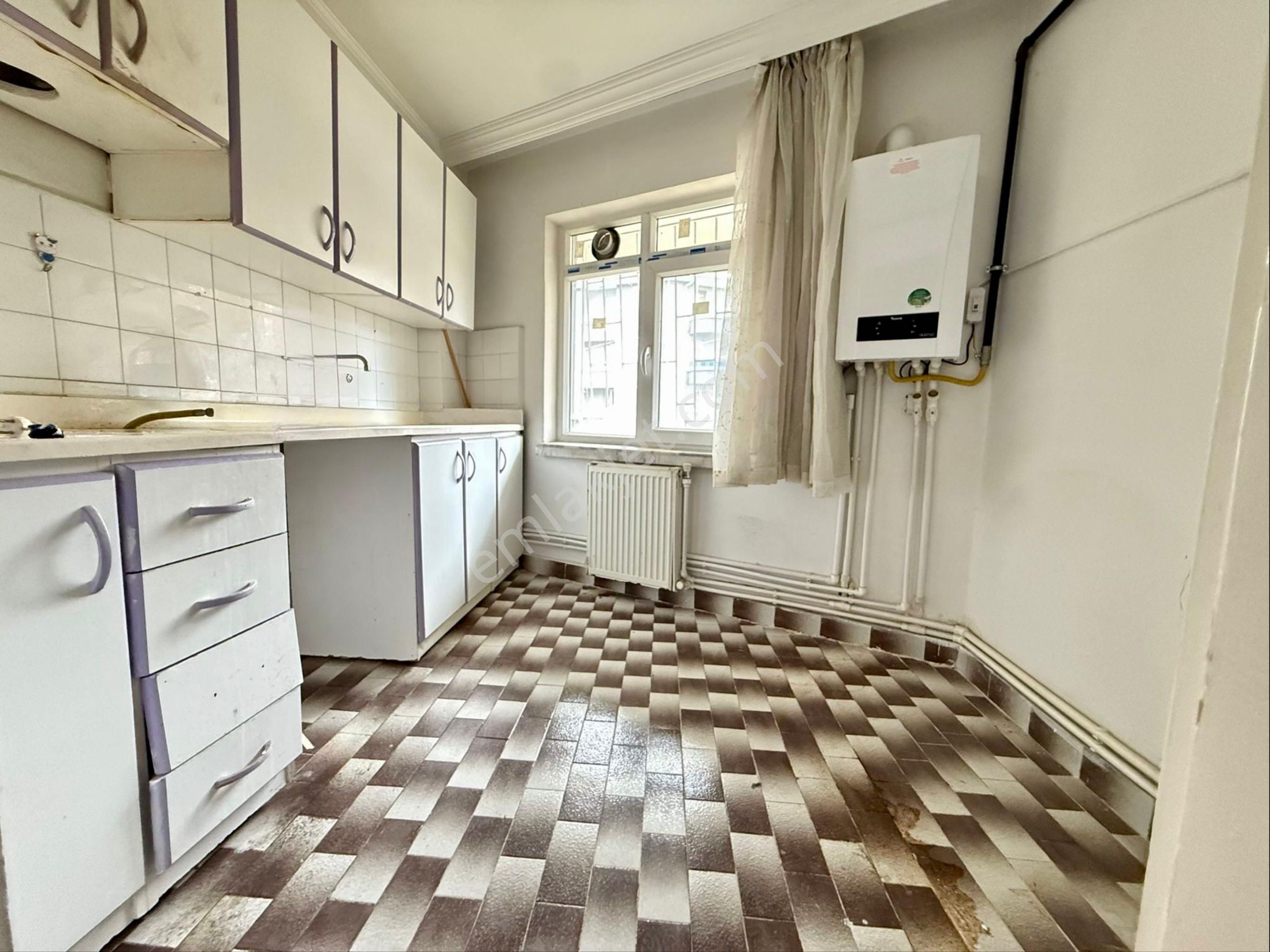 Pınarbaşı Mah Ara Katta Balkonlu Yatırımlık Kök Tapulu 3+1 - Görsel 11