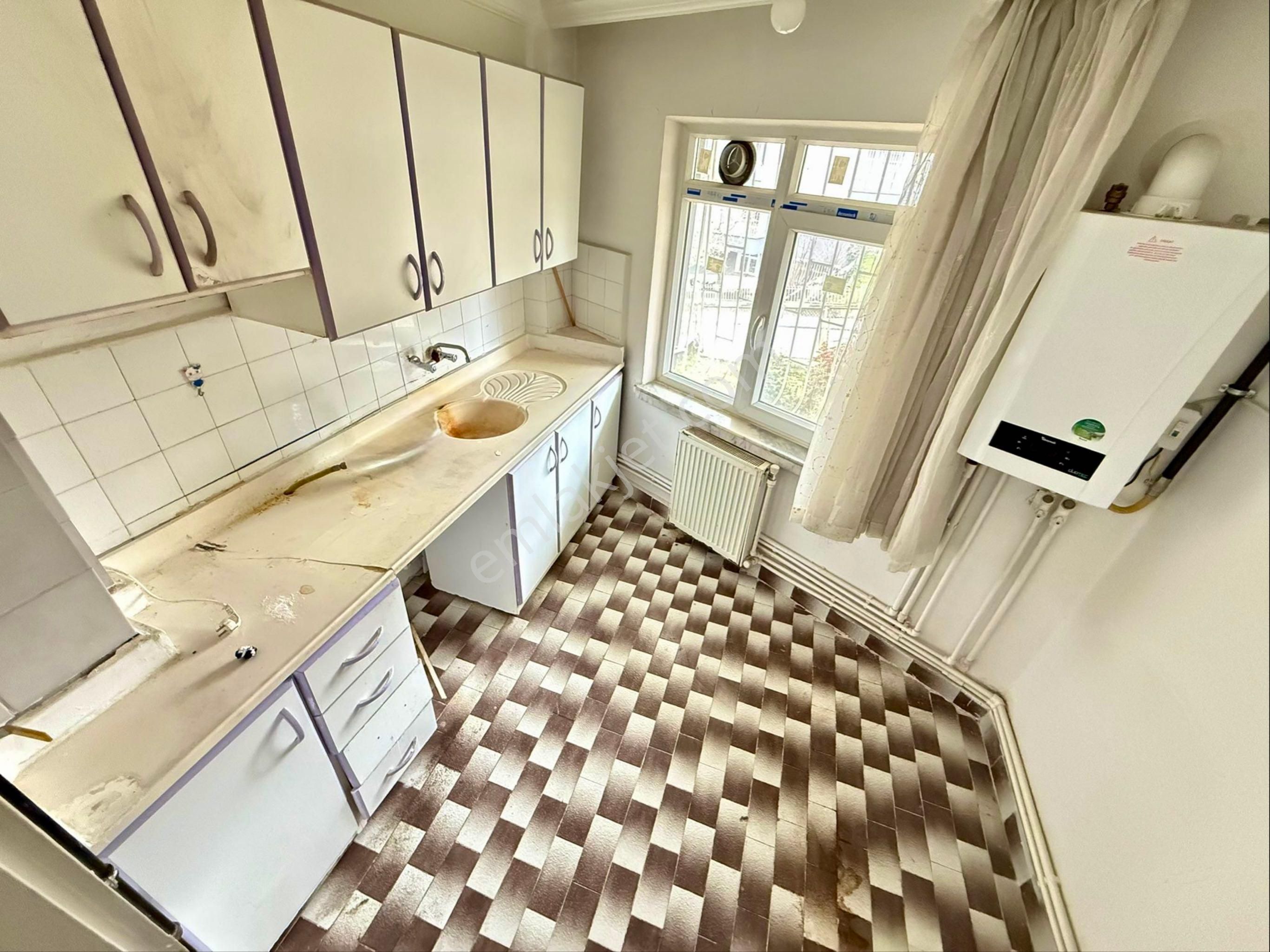 Pınarbaşı Mah Ara Katta Balkonlu Yatırımlık Kök Tapulu 3+1 - Görsel 10