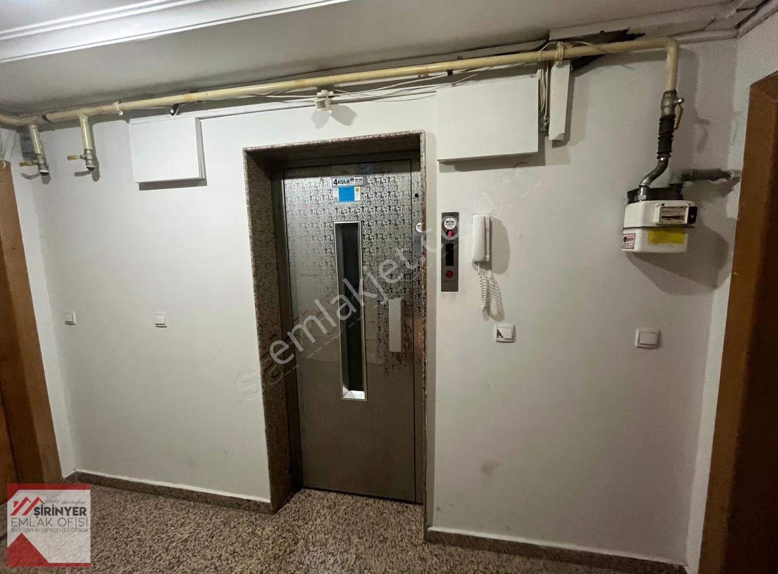 Satılık Arakat Büyük 3+1 Sitede - Görsel 2