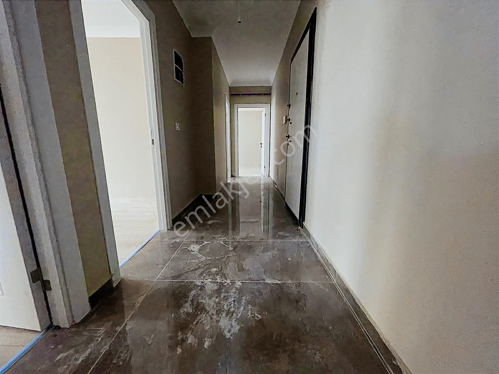 Sıfır Barış Mah 2+1 Ön Cephe Kapalı Otoparklı 100m² Fırsat:!!!!! - Görsel 4