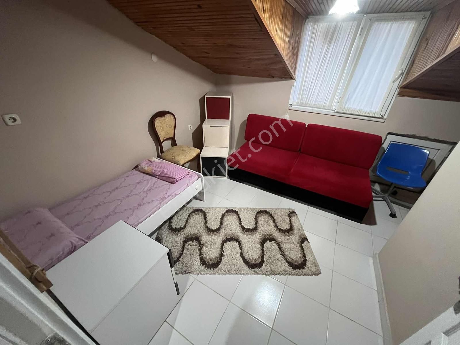 Kayışdağı Metroya Yakın Eşyalı Genç Binada 2+1 Teras Katı Daire - Görsel 2