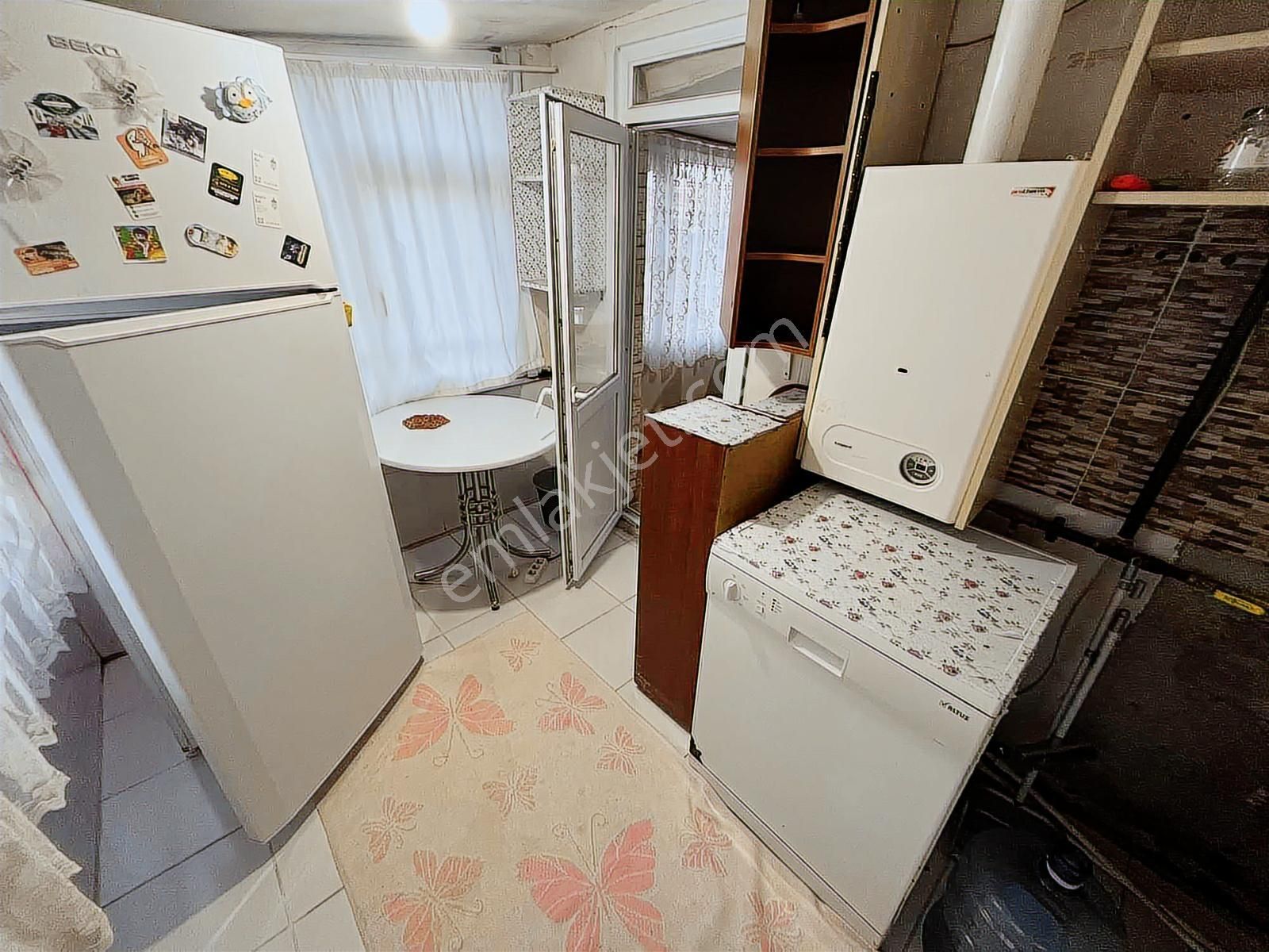 Kayışdağı Metroya Yakın Eşyalı Genç Binada 2+1 Teras Katı Daire - Görsel 3