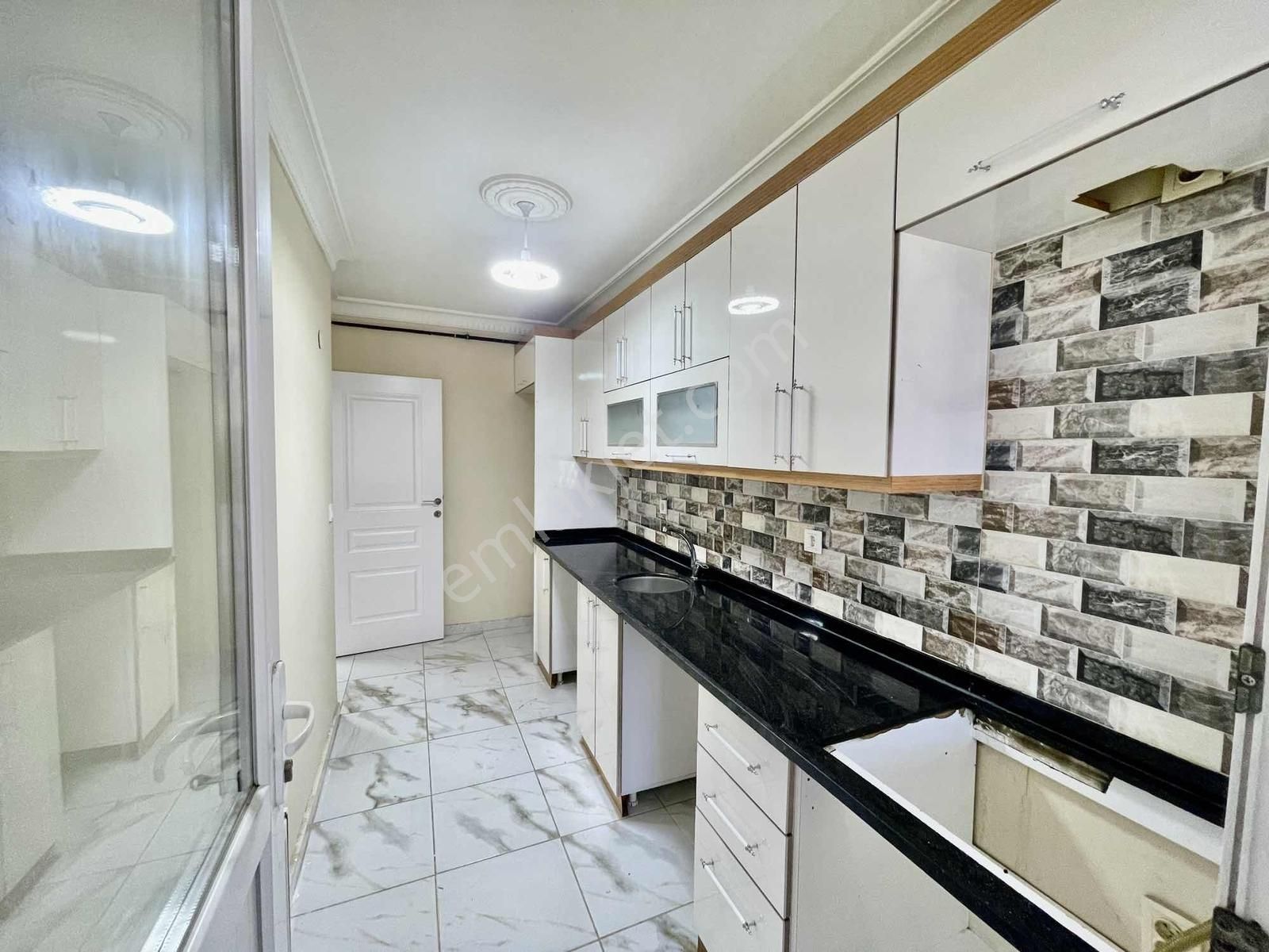 Eser Yapıdan Satılık2+1 90m2 Balkonlu Arakat Gibi Y Giriş - Görsel 3