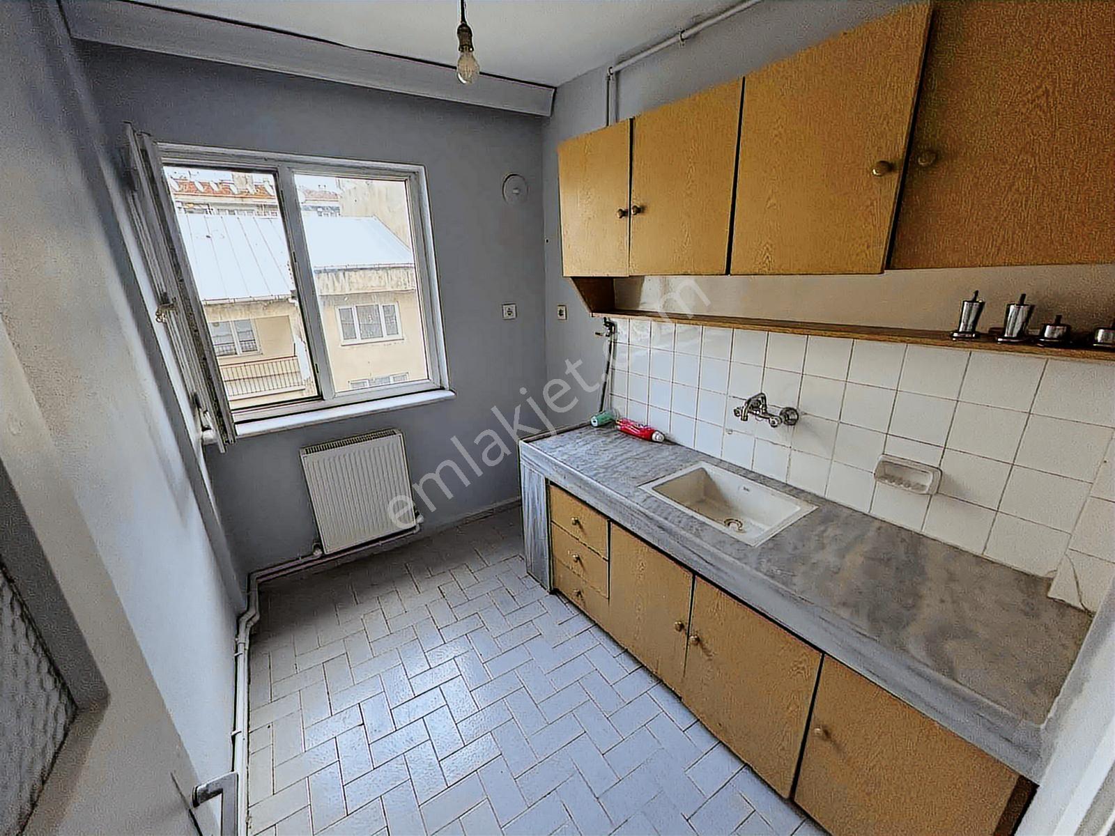 Gazcılarda Aile Apartmanında 2+1 90 M2 Kombili-toki Karşısı - Görsel 28