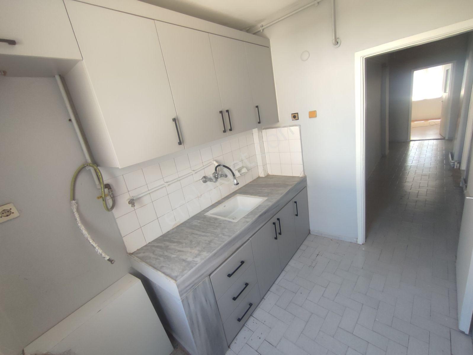 Gazcılarda Aile Apartmanında 2+1 90 M2 Kombili-toki Karşısı - Görsel 10