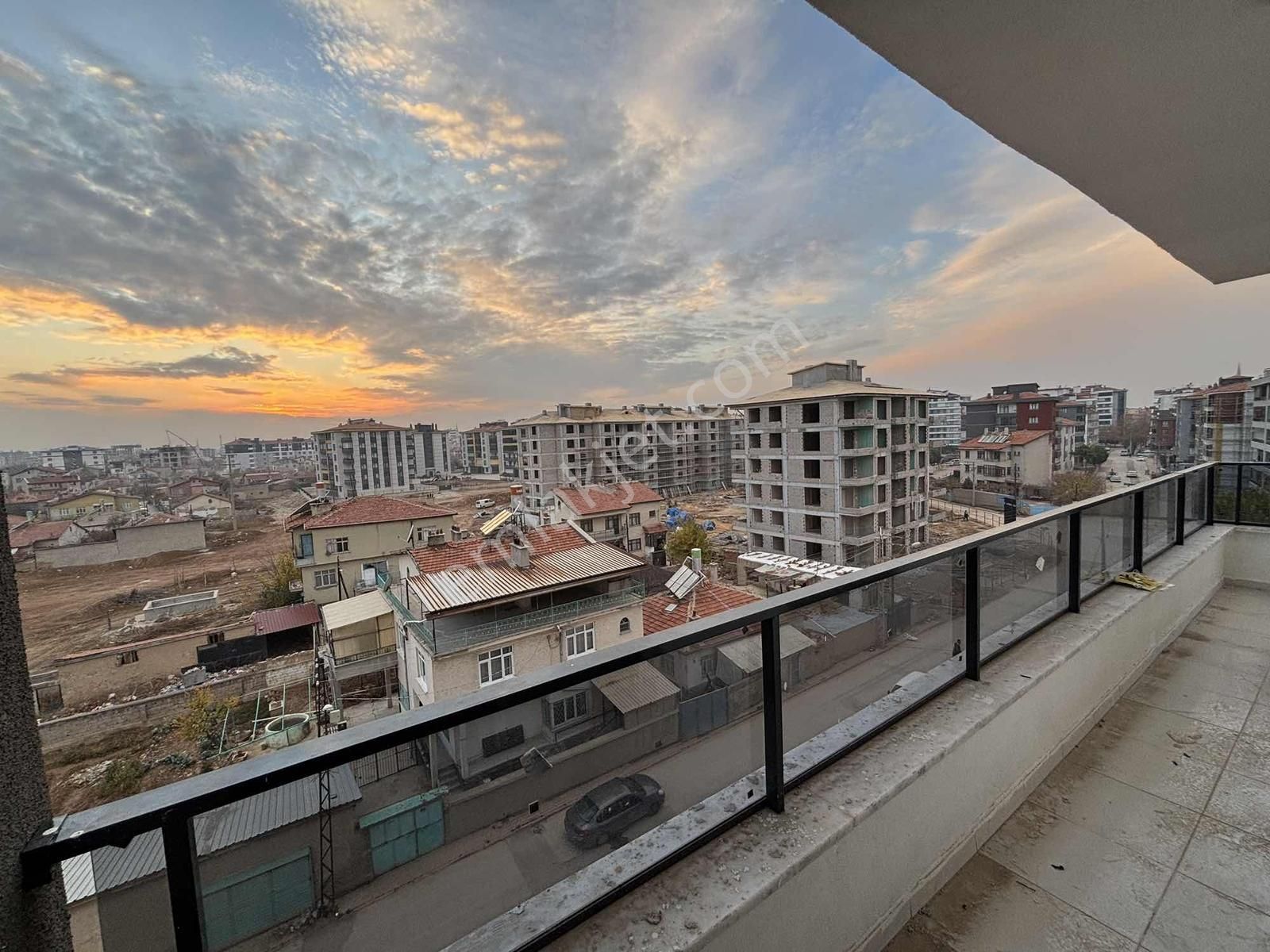 Cemil Şimşekten Selim Sultan Mah Ara Kat Sıfır 4+1 Satlık Daire - Görsel 17